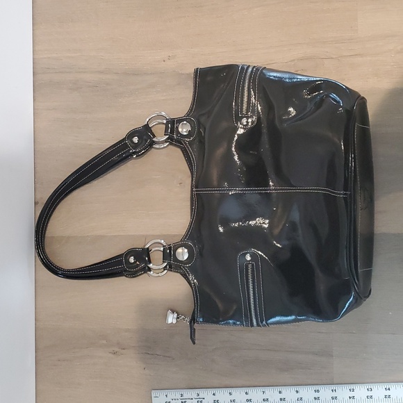 Multi Pocket Tote Handbag from Kathy Van Zealand - Picture 3 of 16